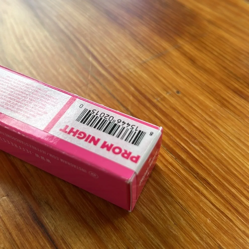New in Box Jeffree Star Velour Liquid Lipstick‎ in Prom Night Bright Neon Pink